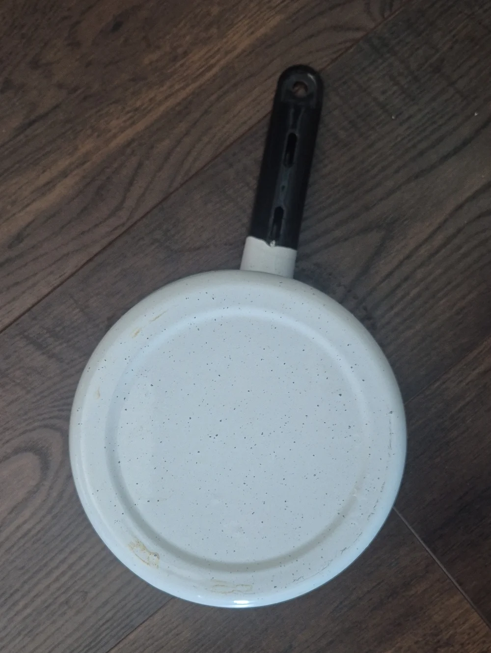 Vintage Enamelware Pot,  White With Black Trim.  Holds 6 Cups. Nice Condition.